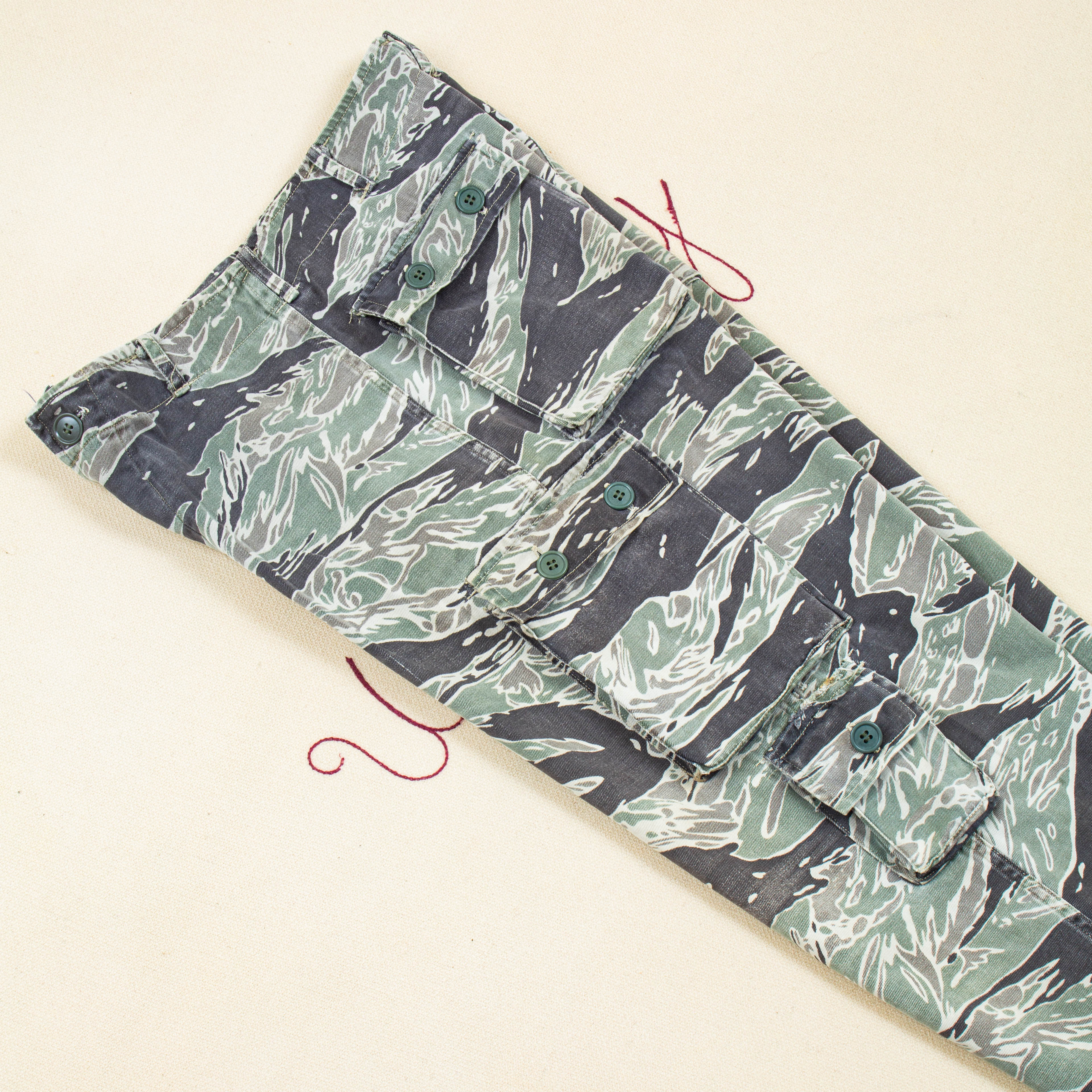 60s Vietnam War Vintage Tadpole Sparse (TDS) Tigerstripe Trousers - 28x29 - Image 11