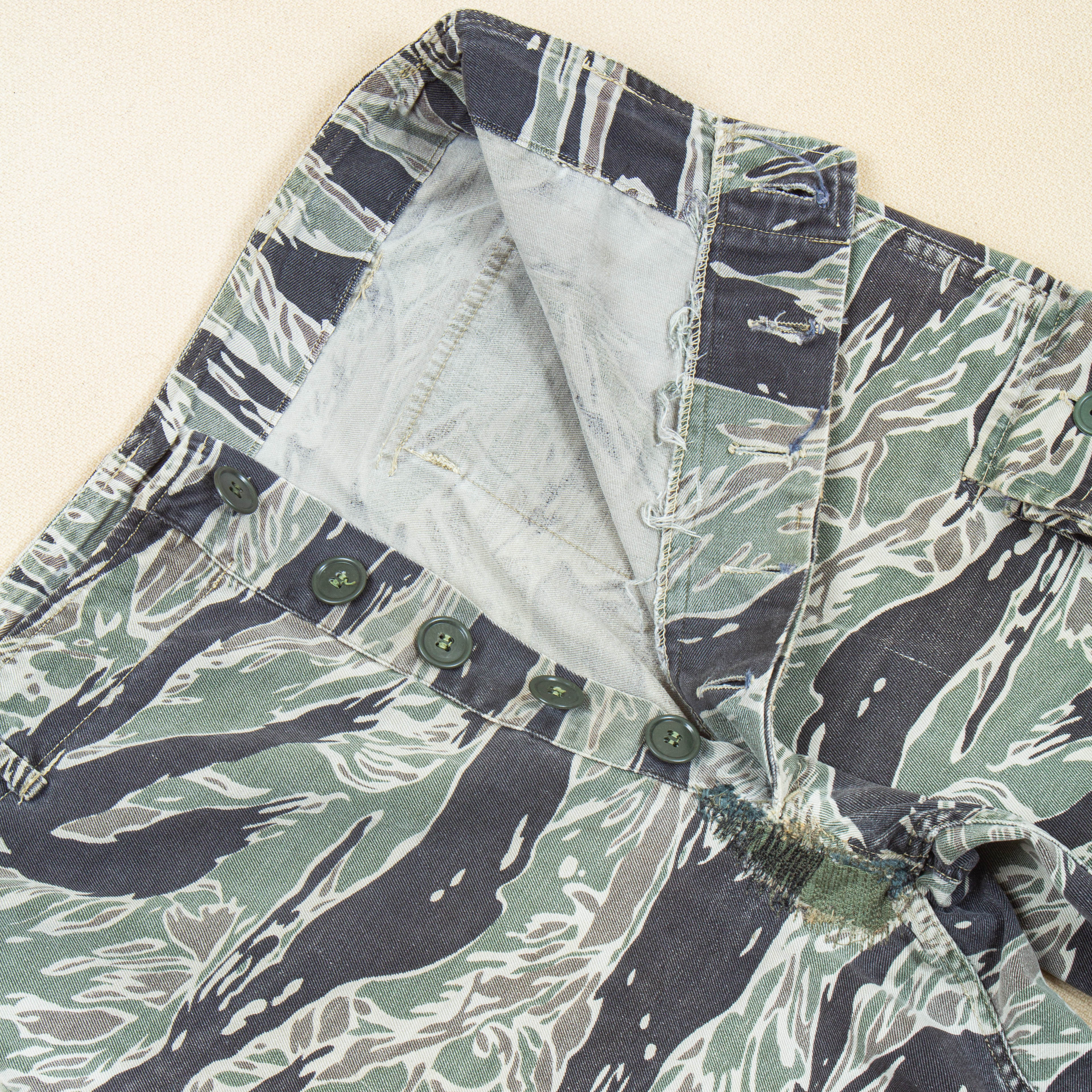 60s Vietnam War Vintage Tadpole Sparse (TDS) Tigerstripe Trousers - 28x29 - Image 5