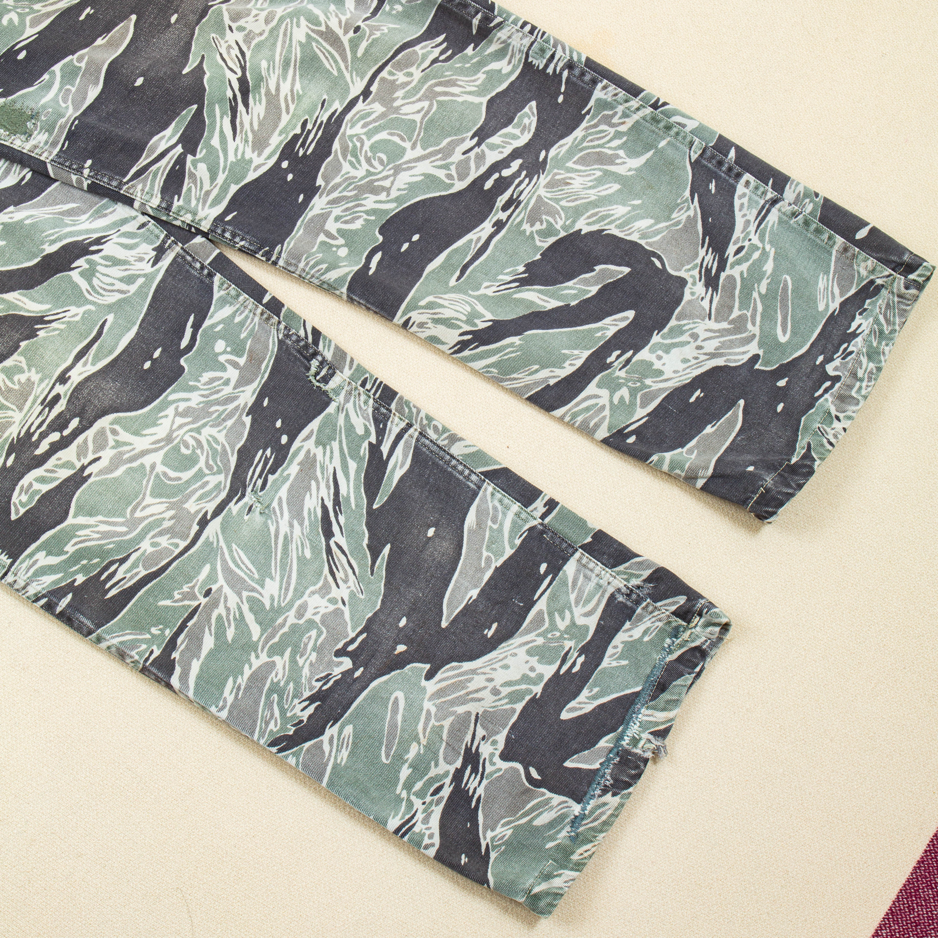 60s Vietnam War Vintage Tadpole Sparse (TDS) Tigerstripe Trousers - 28x29 - Image 7