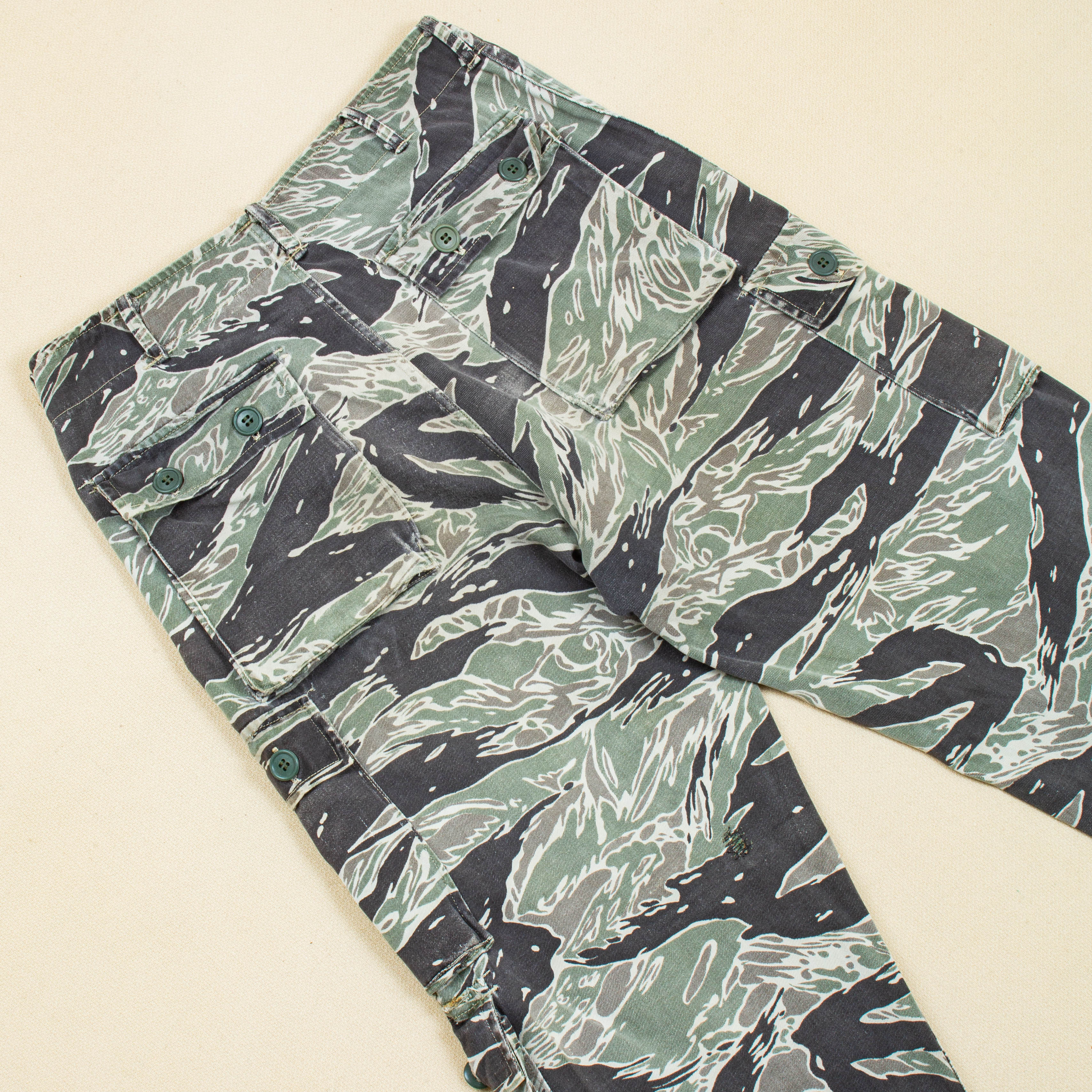 60s Vietnam War Vintage Tadpole Sparse (TDS) Tigerstripe Trousers - 28x29 - Image 9