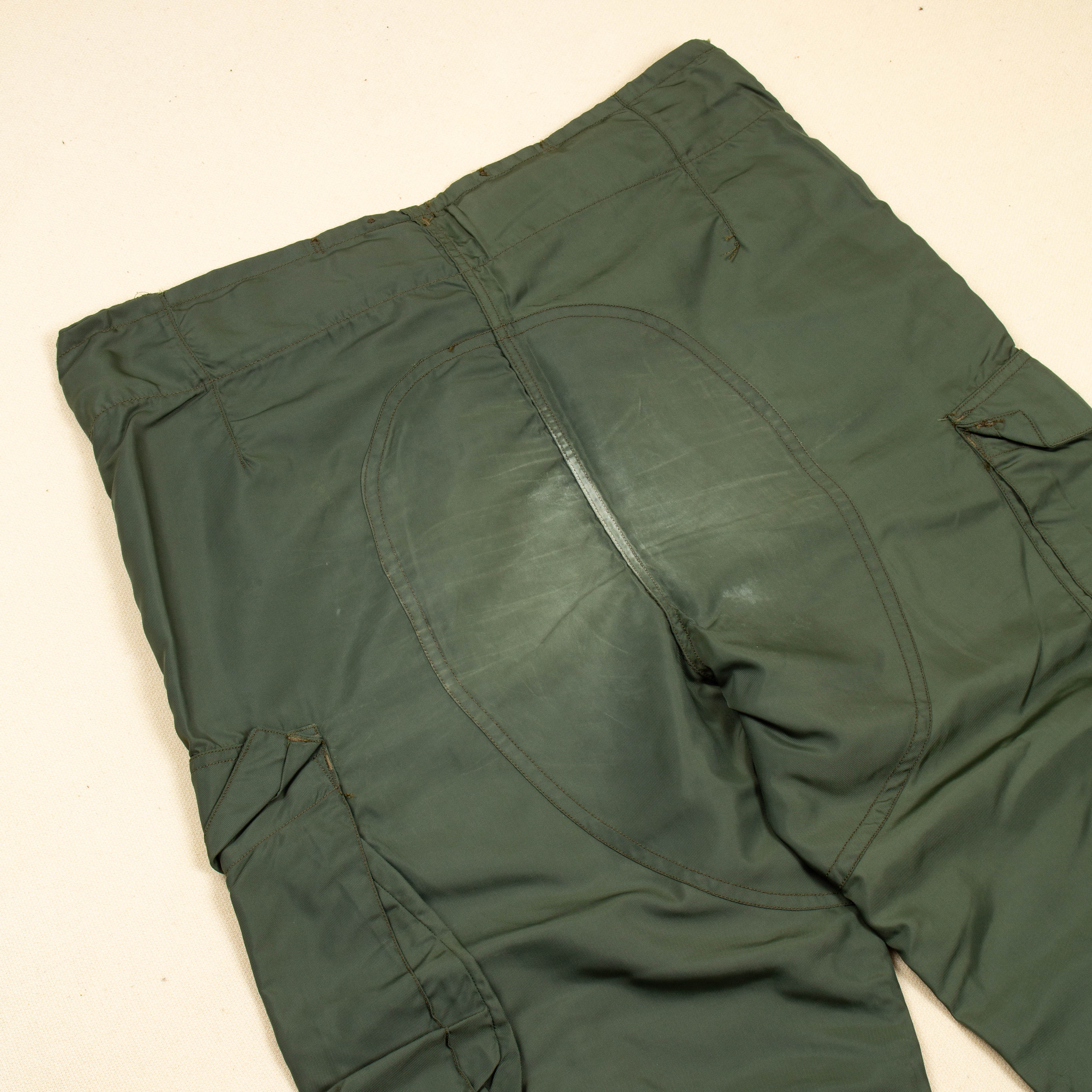 Rare 50s Vintage Canadian Army 50 Pattern ECW Trouser - 42x32 - Image 3